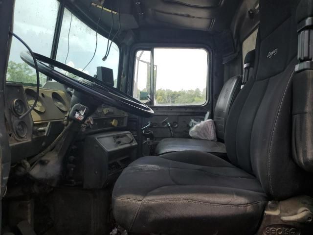 1988 Mack 600 DM600