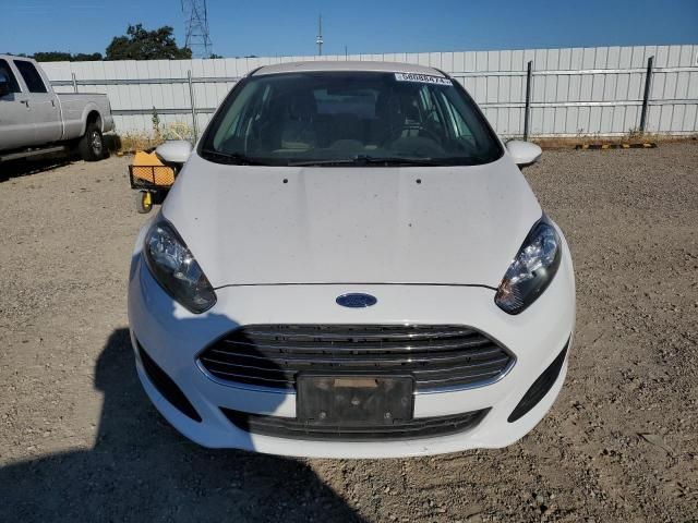 2015 Ford Fiesta SE