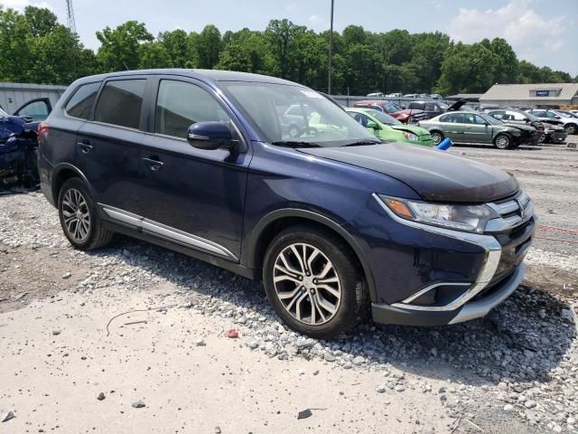 2016 Mitsubishi Outlander SE