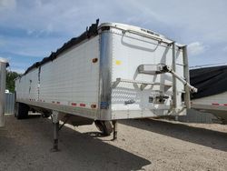 Salvage trucks for sale at Des Moines, IA auction: 2005 Tbus Trailer