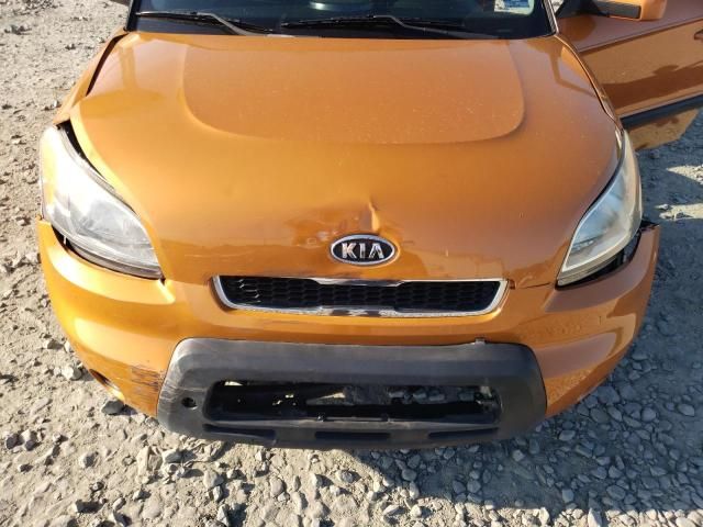 2011 KIA Soul +