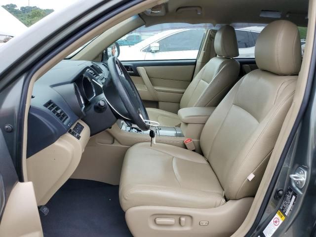 2013 Toyota Highlander Base