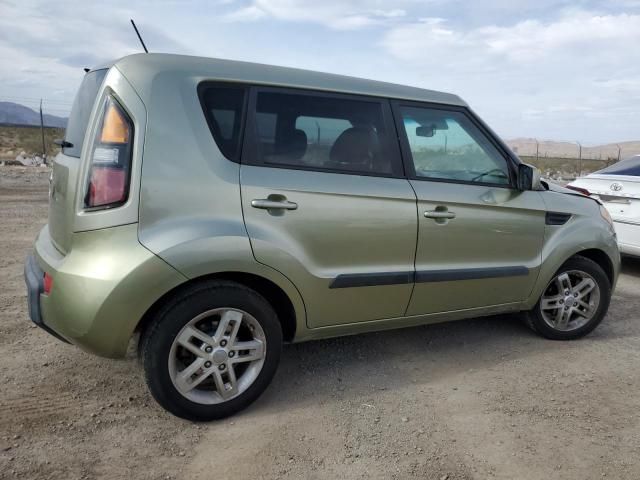 2011 KIA Soul +