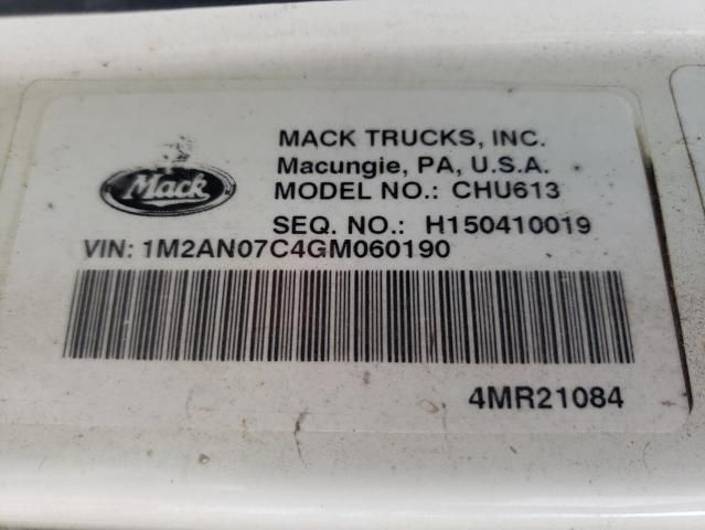 2016 Mack 600 CHU600