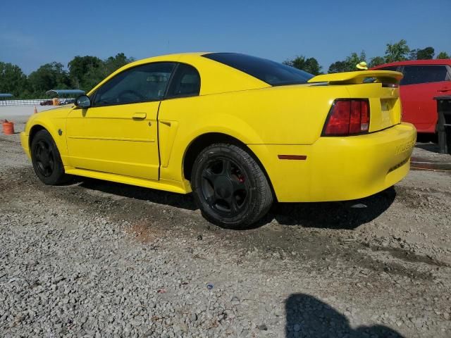 2004 Ford Mustang