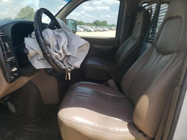 2002 Chevrolet Express G2500