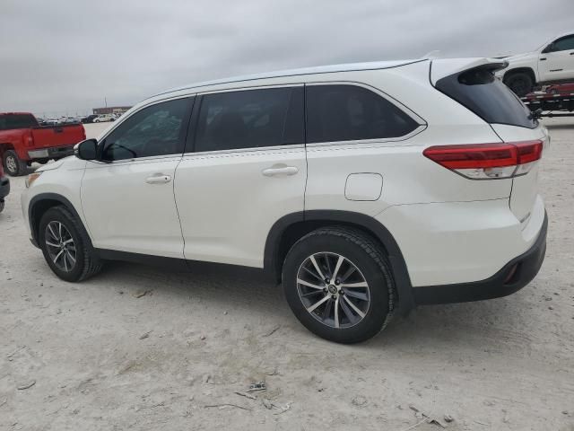 2019 Toyota Highlander SE