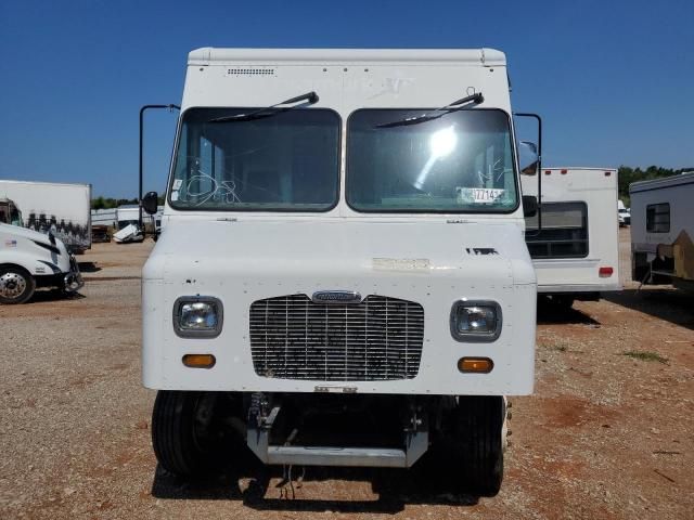 2012 Freightliner Chassis M Line WALK-IN Van