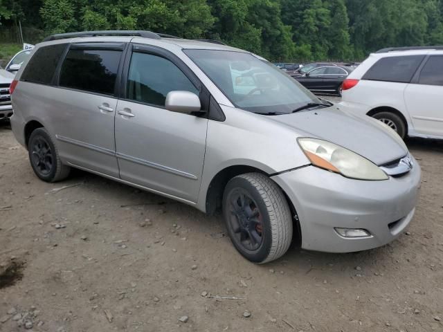 2006 Toyota Sienna XLE