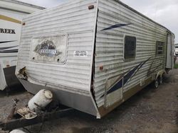 Salvage cars for sale from Copart Earlington, KY: 2005 Gulf Stream Travel Trailer