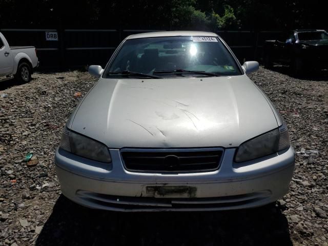 2000 Toyota Camry LE