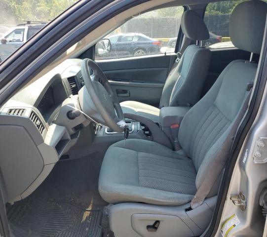 2006 Jeep Grand Cherokee Laredo