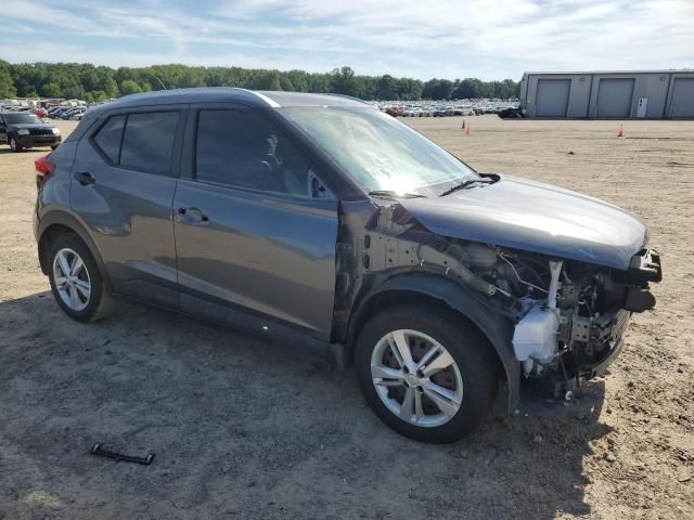 2019 Nissan Kicks S