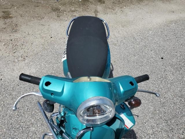 2013 Vespa LX 150IE