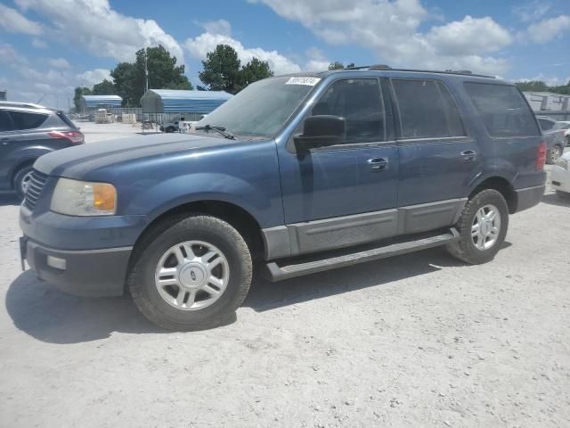 2004 Ford Expedition XLT