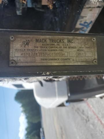 1993 Mack 600 CH600