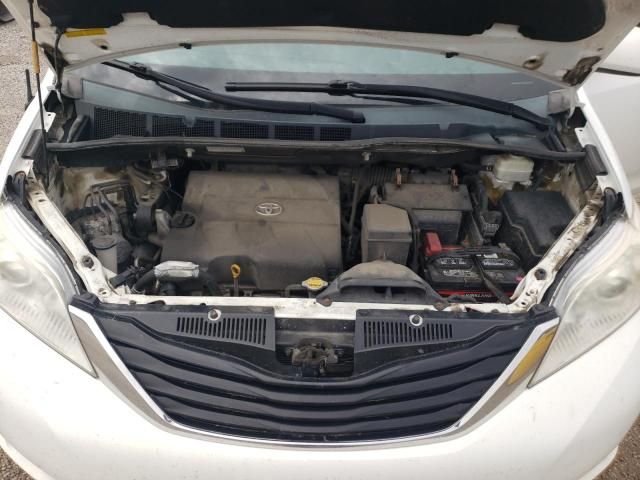 2012 Toyota Sienna LE