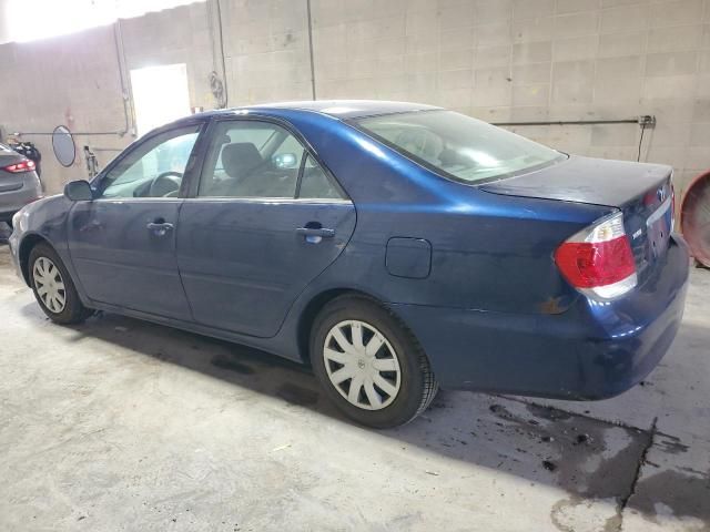 2005 Toyota Camry LE