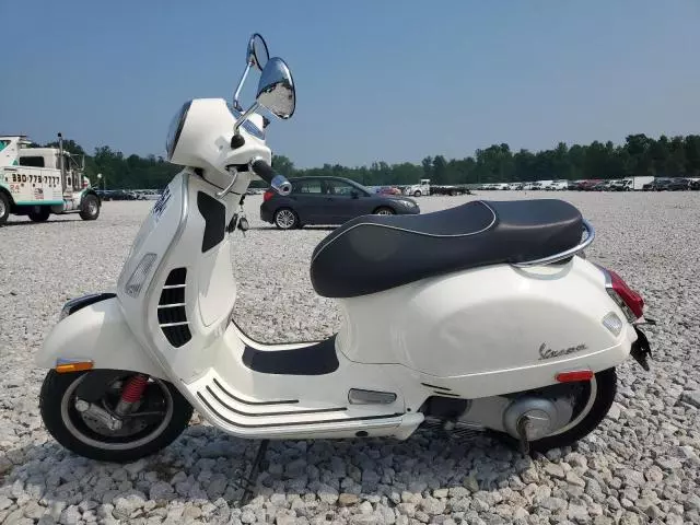 2018 Vespa GTS 300