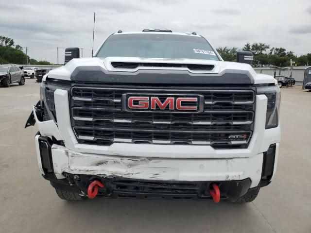 2024 GMC Sierra K2500 AT4