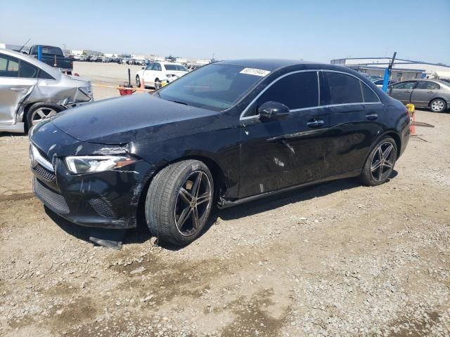 2019 Mercedes-Benz A 220