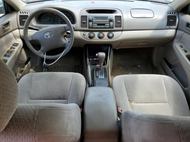 2004 Toyota Camry LE