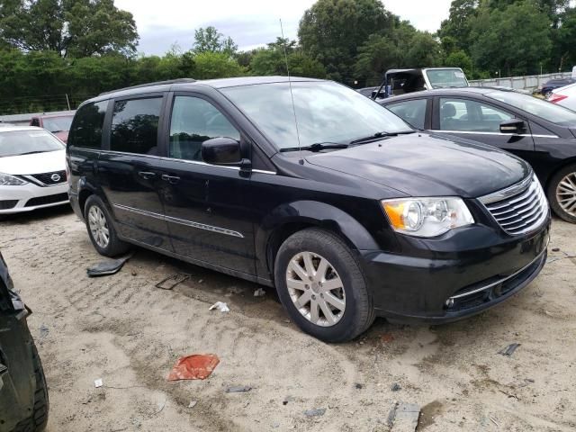 2016 Chrysler Town & Country Touring