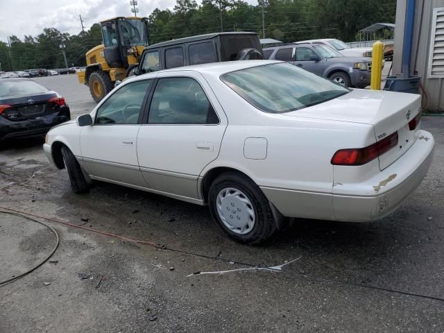 1999 Toyota Camry LE