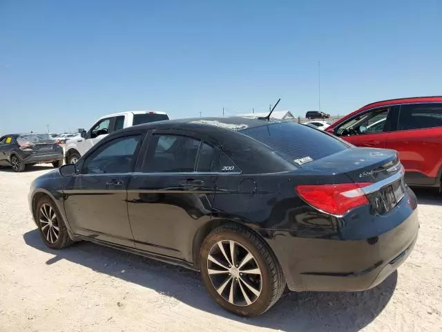 2013 Chrysler 200 Touring