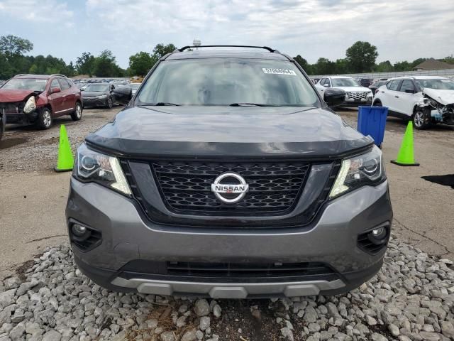 2020 Nissan Pathfinder SV