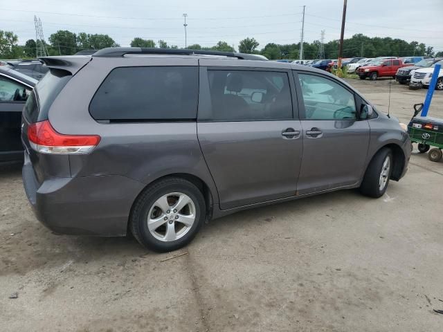 2012 Toyota Sienna LE