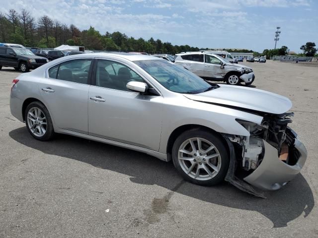 2010 Nissan Maxima S