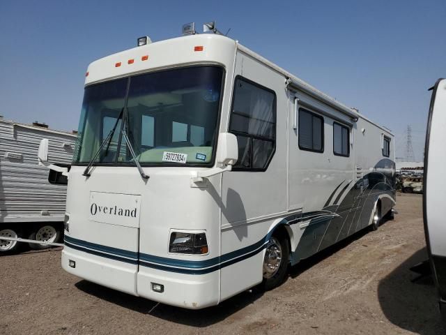 1999 Freightliner Chassis X Line MH Overland