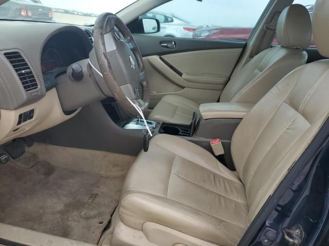 2010 Nissan Altima Base