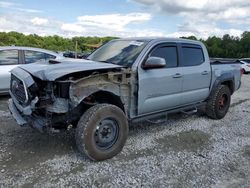 Toyota Tacoma salvage cars for sale: 2018 Toyota Tacoma Double Cab