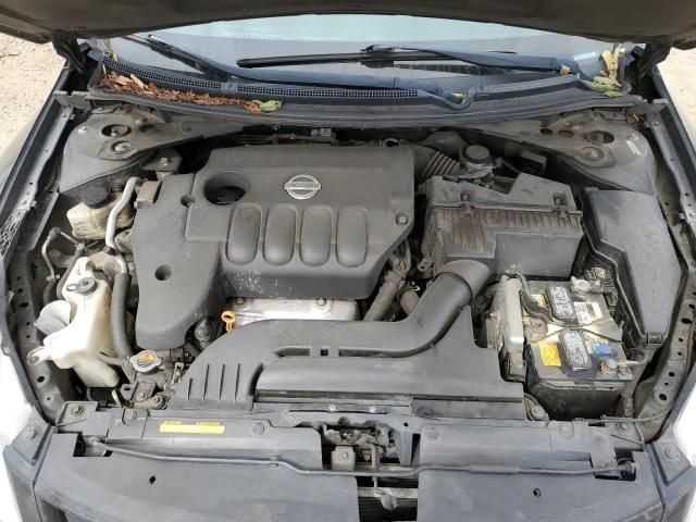 2010 Nissan Altima Base