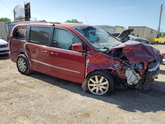 2013 Chrysler Town & Country Touring