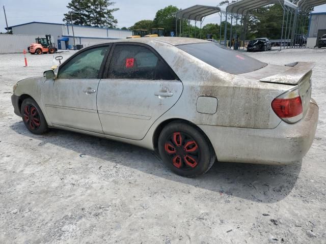 2005 Toyota Camry LE