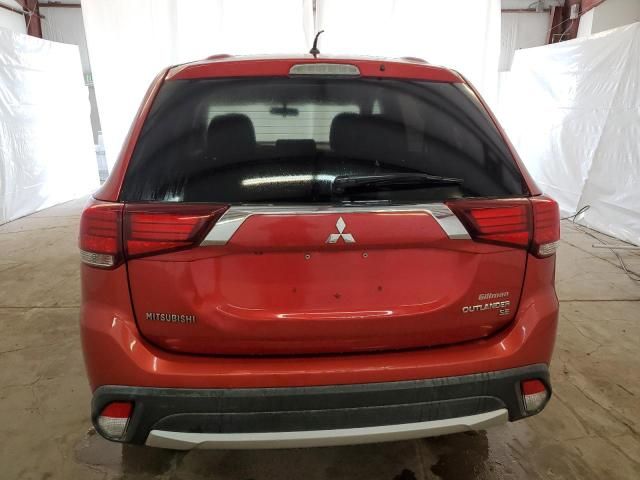 2016 Mitsubishi Outlander SE