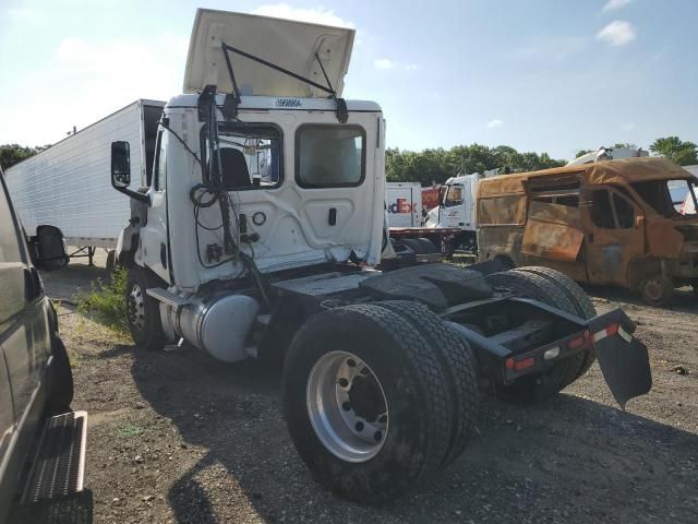 2021 Freightliner Cascadia 126