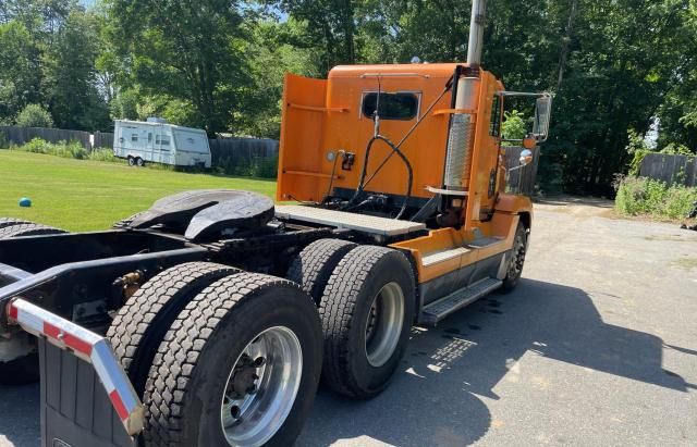 2001 Freightliner Conventional FLD120