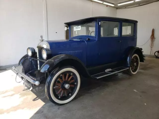 1925 Studebaker Coupe