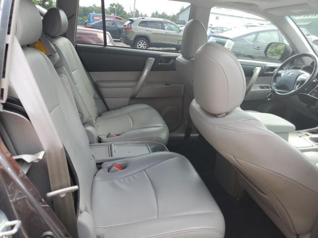 2013 Toyota Highlander Base