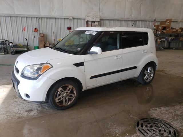 2011 KIA Soul +