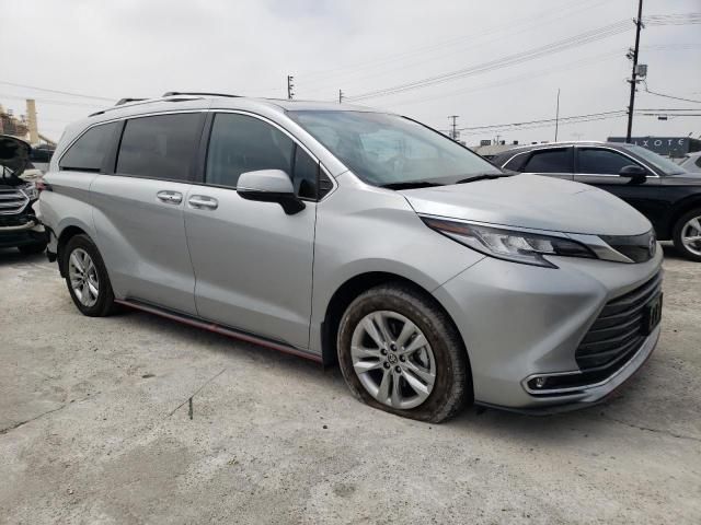 2024 Toyota Sienna Limited