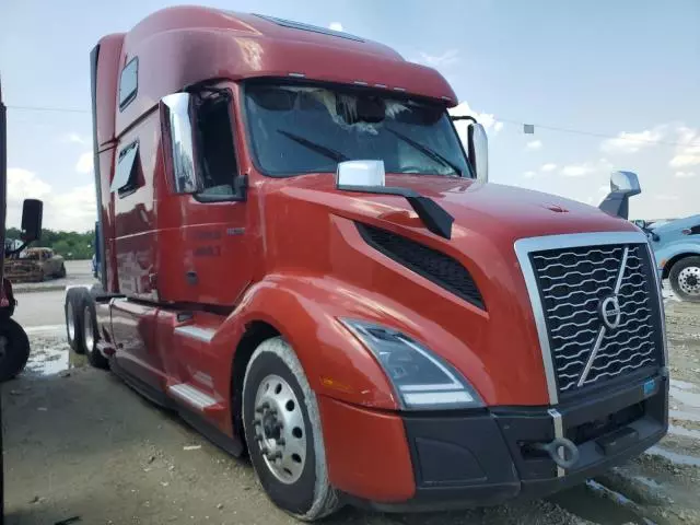 2023 Volvo VN VNL