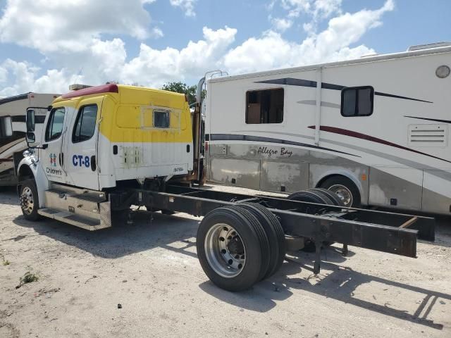 2015 Freightliner M2