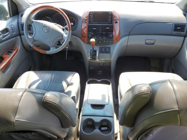 2009 Toyota Sienna XLE