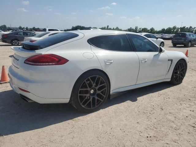 2014 Porsche Panamera 2