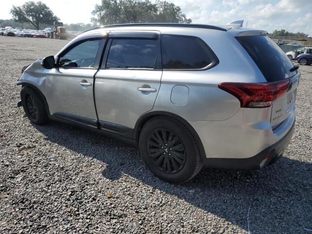 2020 Mitsubishi Outlander SE